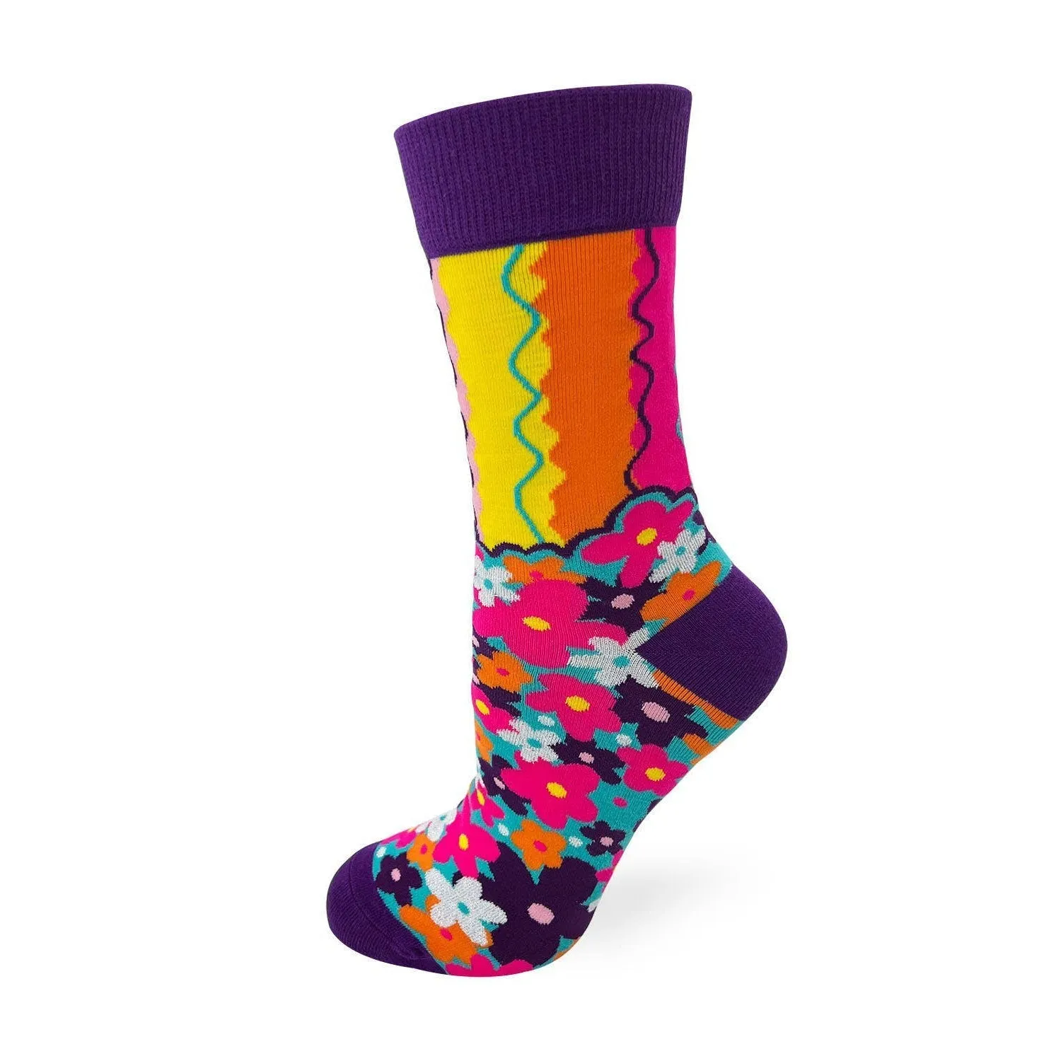 Bad Vibes Don't Go With My Outfit Women's Crew Socks | Retro Flower Pattern