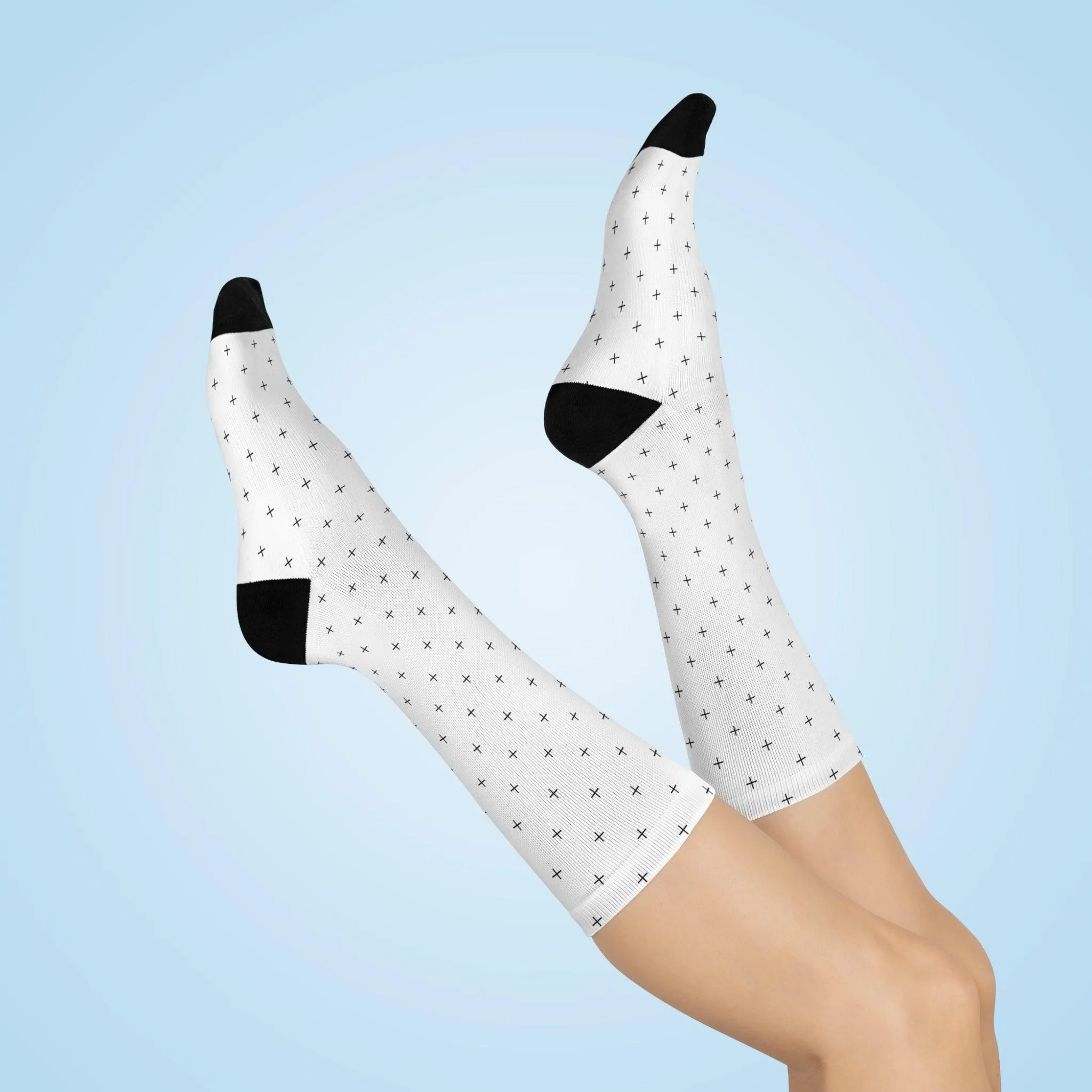 Elegant Comfort Crew Socks with Stylish Black Highlights